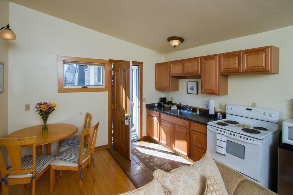 Sweetwater Inn And Spa Mendocino Rom bilde